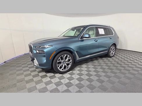 Used 2024 BMW X7 xDrive40i w/ Premium Package AWD/4WD image 48