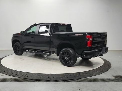 Used 2022 Chevrolet Silverado 1500 LT Trail Boss w/ Bed Protection Package AWD/4WD image 5