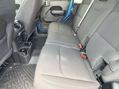 Used 2022 Jeep Wrangler Unlimited Sport w/ Sun And Sound Package AWD/4WD image 23