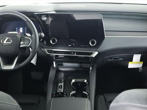 New 2026 Lexus RX 450h AWD image 15