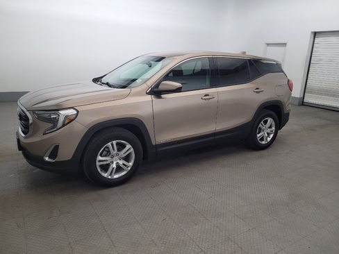Used 2019 GMC Terrain SLE image 2