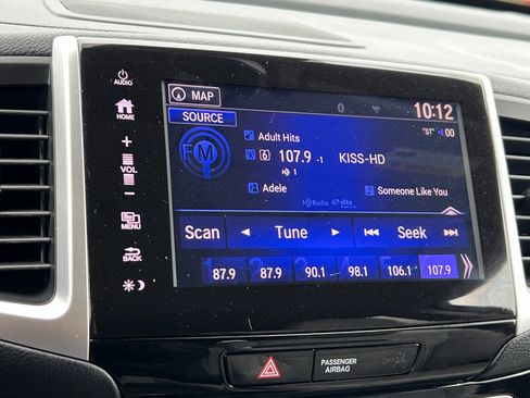 Used 2018 Honda Pilot Elite image 17