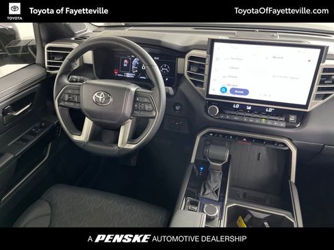Certified 2025 Toyota Tundra Limited AWD/4WD image 18