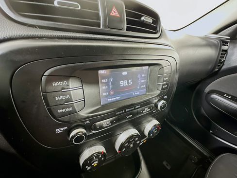 Used 2016 Kia Soul Base w/ Option Group 020 image 19