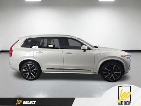 Used 2023 Volvo XC90 B6 Plus w/ Protection Package Premier AWD/4WD image 5