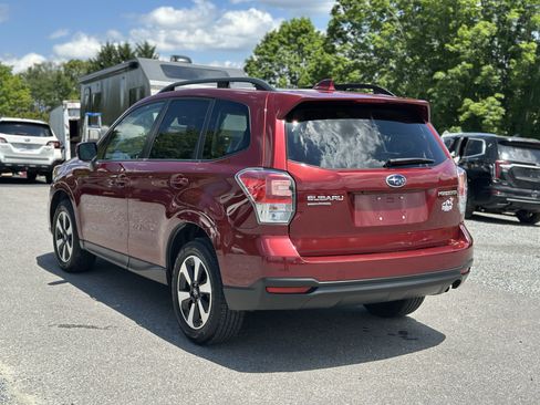 Used 2018 Subaru Forester 2.5i Premium AWD/4WD image 5
