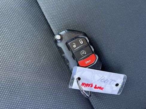Used 2021 Jeep Wrangler Unlimited Sport AWD/4WD image 33