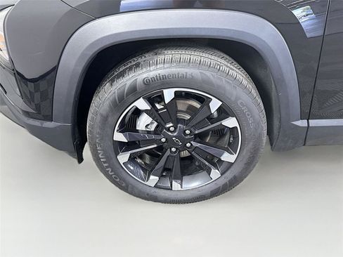 Used 2025 Chevrolet Equinox RS w/ Safety and Technology Package AWD/4WD image 24