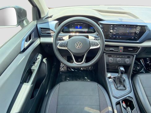 Used 2022 Volkswagen Taos SE FWD image 15