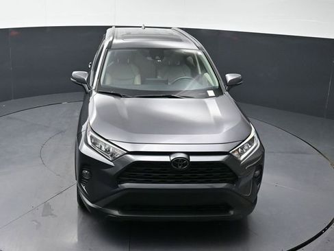 Used 2020 Toyota RAV4 XLE Premium image 24
