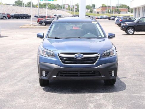 Used 2021 Subaru Outback Premium AWD/4WD image 4