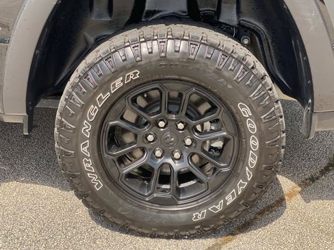 Used 2025 RAM 1500 Rebel w/ Advanced Safety Group II AWD/4WD image 17