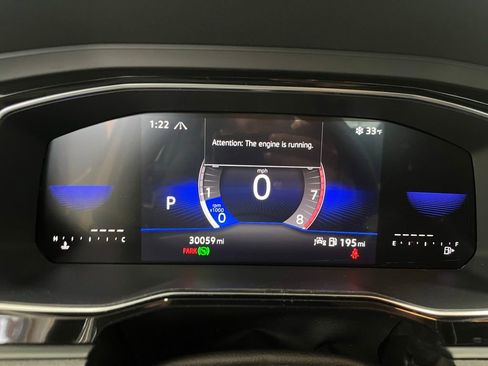 Certified 2023 Volkswagen Jetta SE w/ Panoramic Sunroof Package image 21