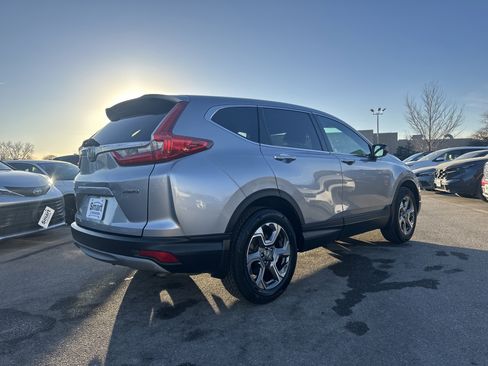 Used 2017 Honda CR-V EX image 4