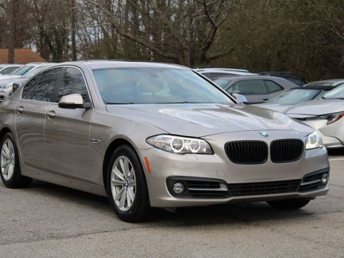 Used 2016 BMW 528i 528i image 1