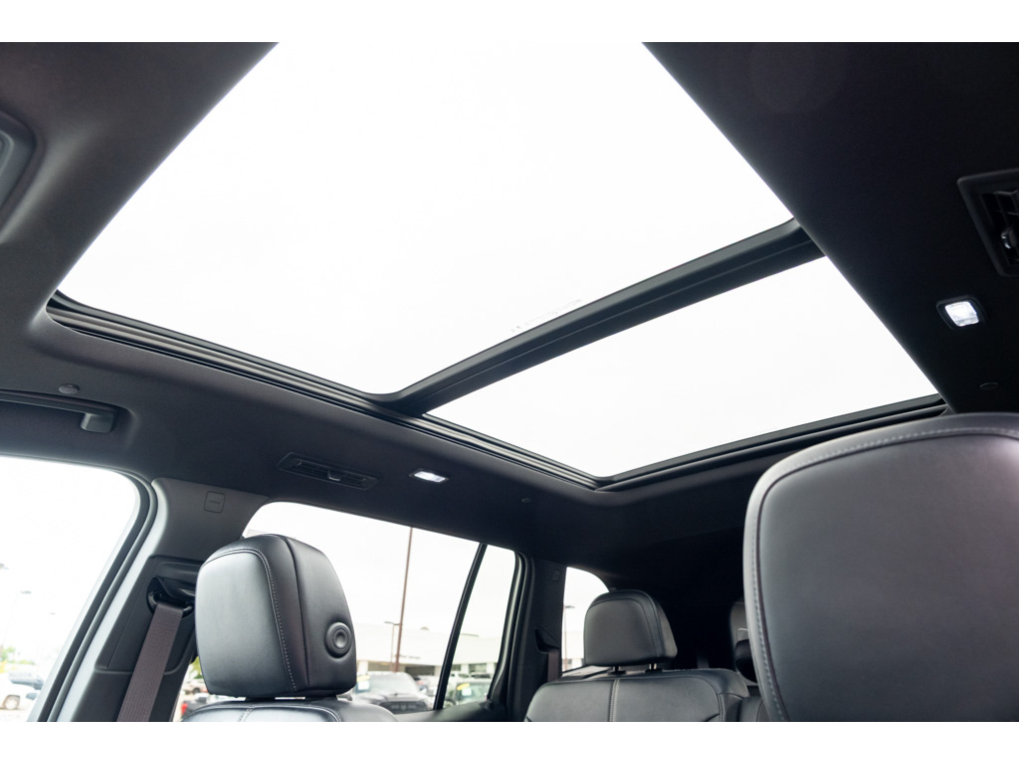 New 2027 GMC Acadia Elevation w/ Elevation Premium Package FWD image 16