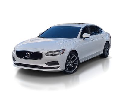 Used 2018 Volvo S90 T5 Momentum w/ Convenience Package