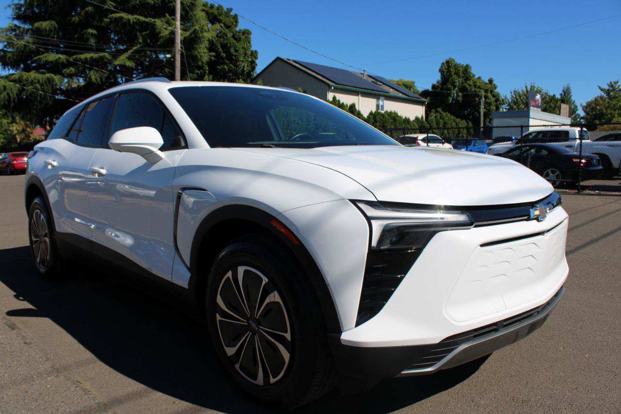 Used 2024 Chevrolet Blazer EV LT AWD/4WD image 7