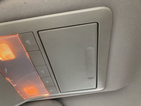 Used 2014 Chevrolet Captiva Sport LS image 13