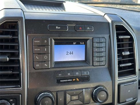 Used 2018 Ford F150 XLT image 9