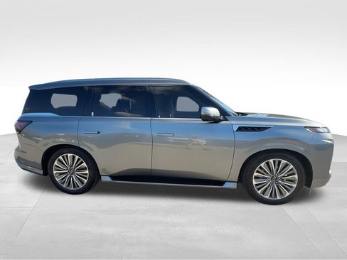 Used 2025 INFINITI QX80 Sensory AWD/4WD image 9