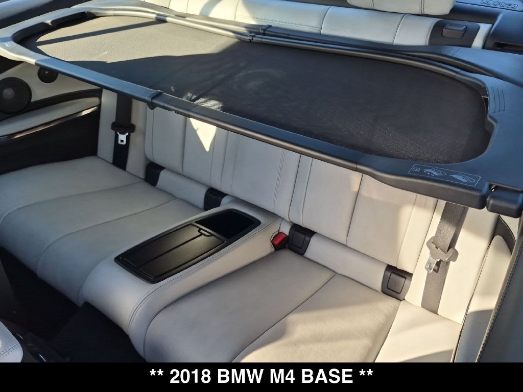 Used 2018 BMW M4 Convertible RWD image 3