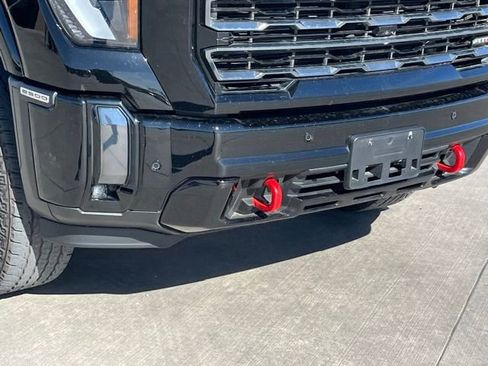 Used 2024 GMC Sierra 2500 AT4 w/ AT4 Premium Plus Package image 6