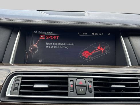 Used 2015 BMW 750Li xDrive image 26