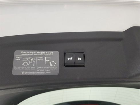 Used 2023 INFINITI QX50 Sport image 7