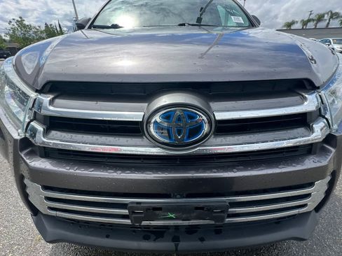 Used 2019 Toyota Highlander Limited Platinum image 12