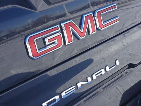 Used 2022 GMC Sierra 1500 Denali image 11