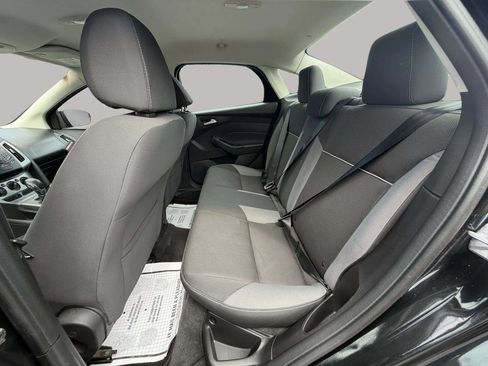 Used 2014 Ford Focus SE FWD image 17