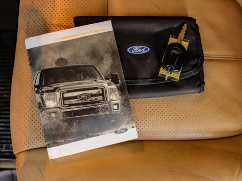 Used 2016 Ford F250 Lariat w/ Lariat Interior Package image 66