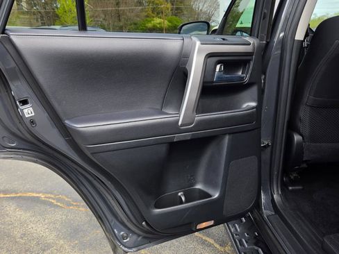 Used 2024 Toyota 4Runner SR5 image 37