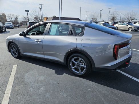 Used 2025 Kia K4 LXS image 5