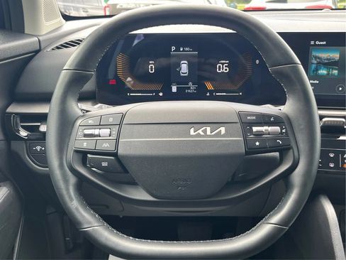 Used 2026 Kia Sportage LX w/ LX Convenience Package FWD image 21