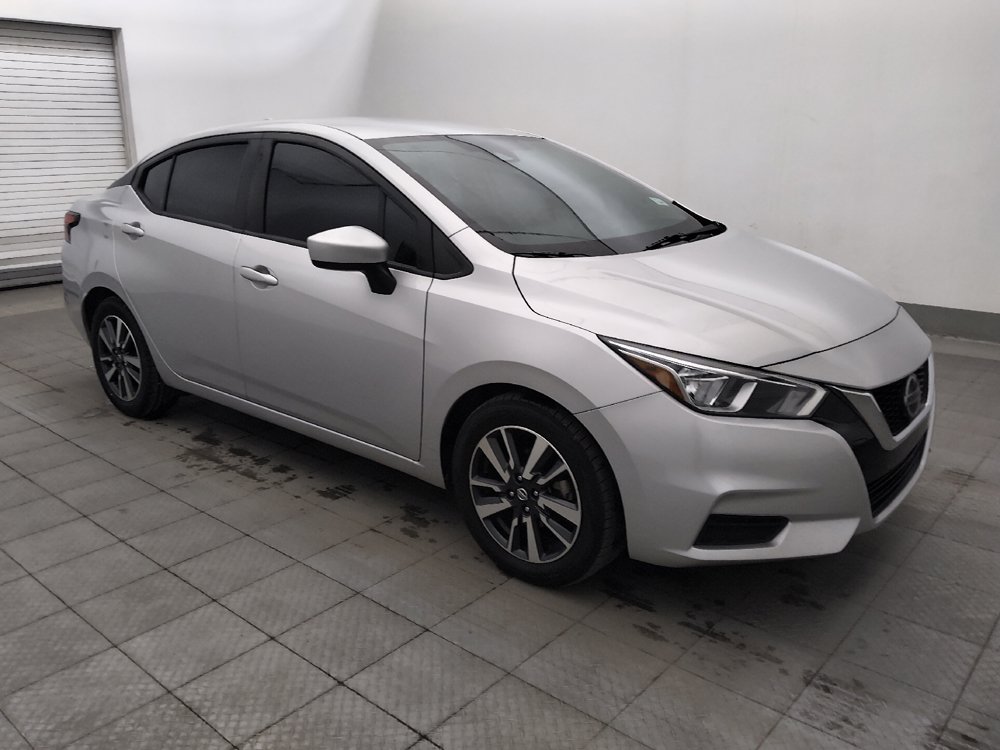 Used 2022 Nissan Versa SV FWD image 11