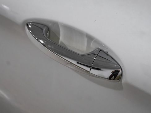 Used 2020 Mercedes-Benz C 300 Cabriolet image 32