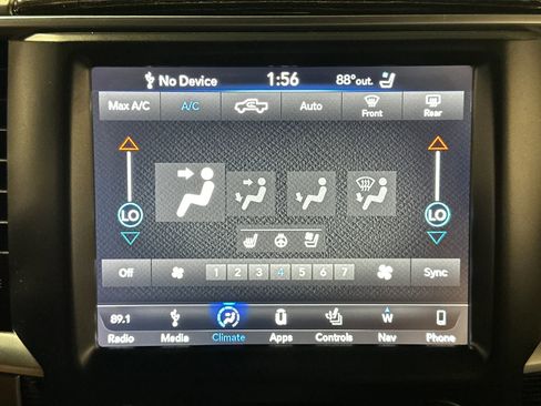 Used 2018 RAM 3500 Laramie Longhorn image 35