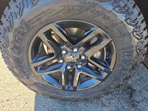 Used 2022 Chevrolet Silverado 1500 Custom Trail Boss w/ Safety Confidence Package image 11