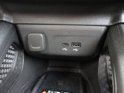 Used 2024 Chevrolet TrailBlazer ACTIV w/ Convenience Package AWD/4WD image 15