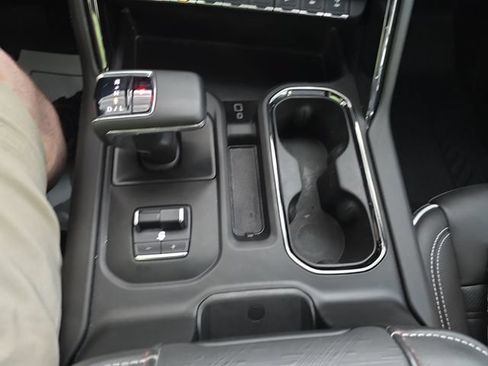 Certified 2024 GMC Sierra 1500 AT4X w/ AT4X AEV Edition AWD/4WD image 22