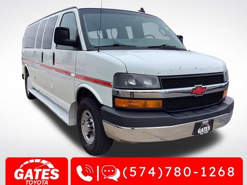 Used 2016 Chevrolet Express 3500 LT w/ LT Preferred Equipment Group image 1