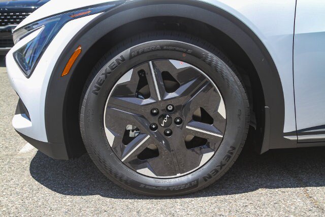 Used 2026 Kia EV6 Light RWD image 45
