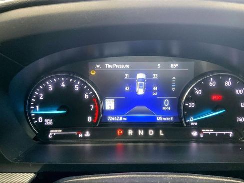 Used 2022 Ford Explorer XLT w/ Equipment Group 202A RWD image 18