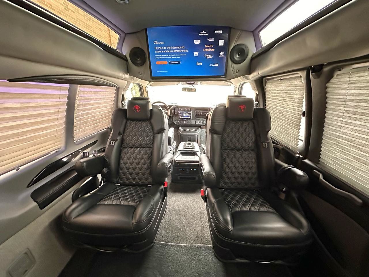Used 2023 GMC Savana 2500 RWD image 97