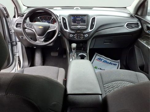 Used 2022 Chevrolet Equinox LT AWD/4WD image 12