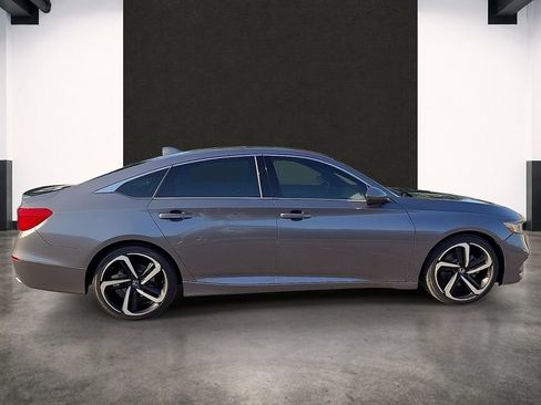 Used 2019 Honda Accord Sport image 5