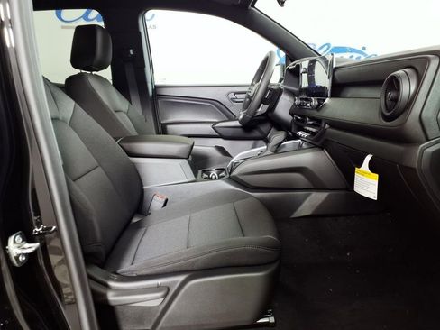 New 2026 Chevrolet Colorado Trail Boss AWD/4WD image 11