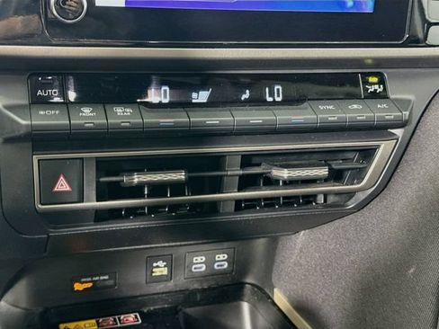 Certified 2025 Toyota Camry LE FWD image 17